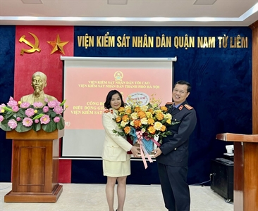 Lễ công bố và trao Quyết định điều động, luân chuyển lãnh đạo giữ chức vụ...